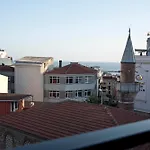 Xloft Szálloda 3*