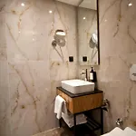 Xloft 3*