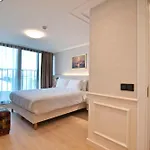 فندق Xloft