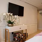 فندق Xloft