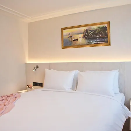 فندق Xloft