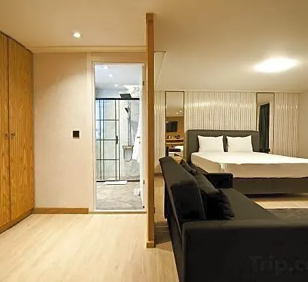 Xloft 3*