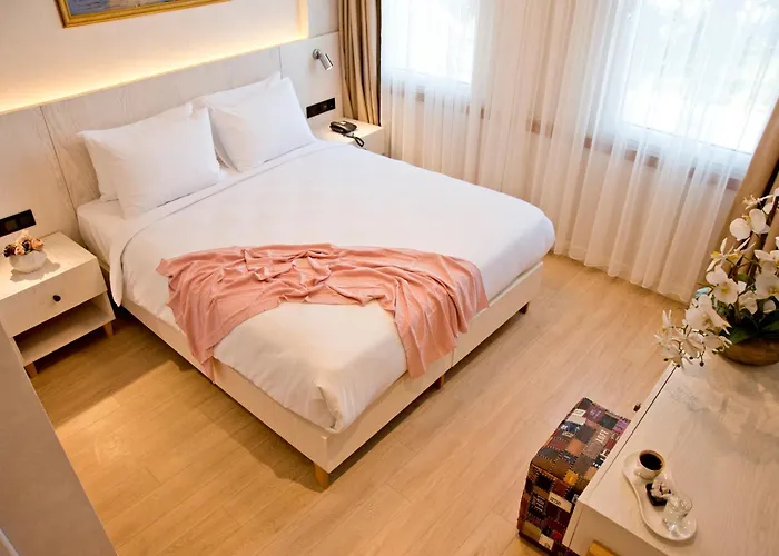 Xloft Hotel 3*